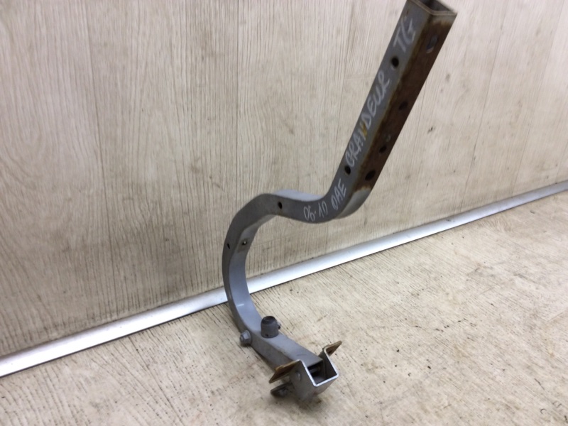 Петля крышки багажника левая HYUNDAI GRANDEUR 05-11