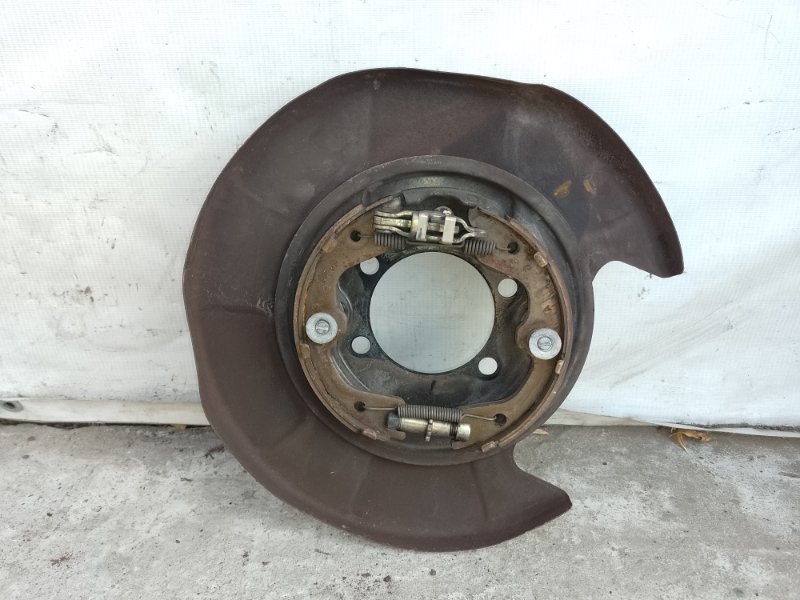 Запчасть тормозной механизм левый INFINITI M35/M45 04-10 2004 3.5 VQ35DE 44010-EG020 Б/У Тормозной механизм левый INFINITI M35/M45 04-10 2004 3.5 VQ35DE 44010-EG020 Б/У