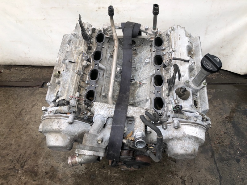 Двигатель на запчасти ( под ремонт ) LEXUS LS430 00-06 UCF30L 4.3 3UZFE