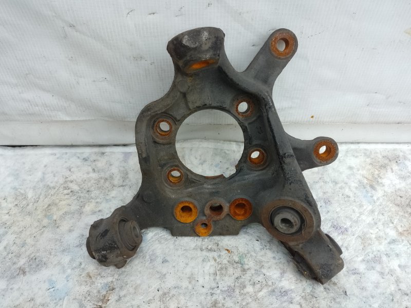 Цапфа левая FX S50 03-08 2004 3.5 VQ35DE