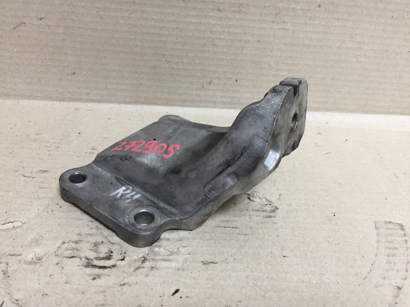 Кронштейн опоры двигателя правый INFINITI FX S50 03-08 3.5 VQ35DE Кронштейн опоры двигателя правый INFINITI FX S50 03-08 3.5 VQ35DE