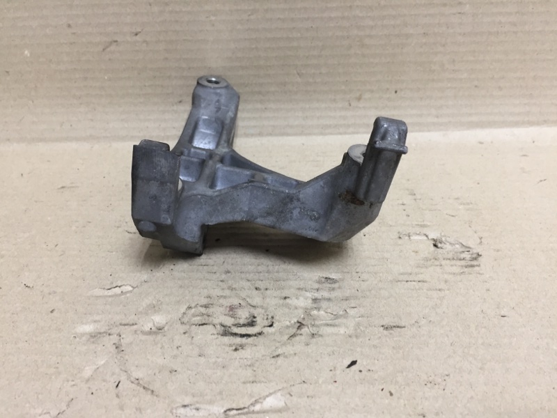 Кронштейн компрессора кондиционера INFINITI FX S50 03-08 3.5 VQ35DE