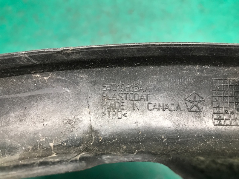 Накладка крыла (расширитель арки) задняя правая DURANGO 11- (WD) 2014 3.6 ERB