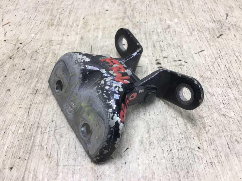 Петля двери нижняя передняя правая ELANTRA MD 10-15 2012 MD 1.8 G4NB