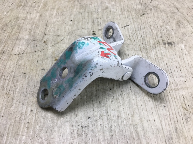 Петля двери нижняя передняя левая SONATA YF 10-14 2011 YF 2.4 G4KJ