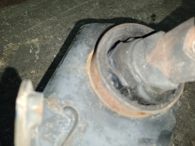 Рычаг задней подвески продольный правый MAZDA 6 GH 07-12 3.7 CA