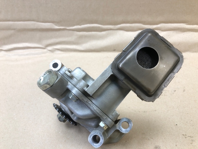 Масляный насос COROLLA 150 06-13 1ZR