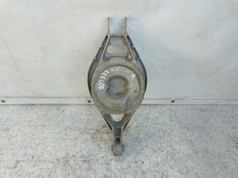 Рычаг задней подвески поперечный нижний INFINITI M35/M45 04-10 2004 3.5 VQ35DE 551B0-EG000 Б/У