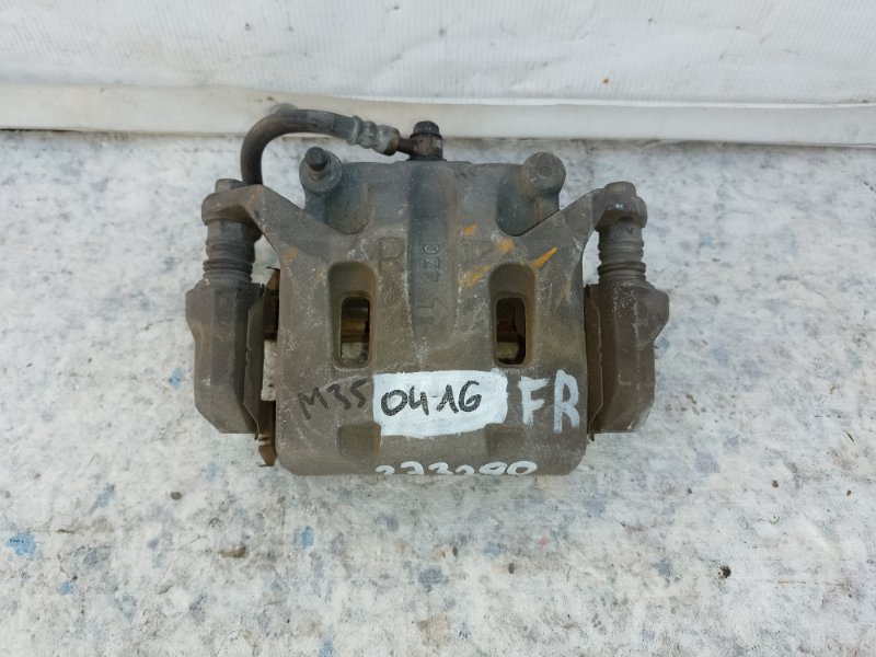 Суппорт тормозной передний правый INFINITI M35/M45 04-10 2004 3.5 VQ35DE 41001EG000 Б/У