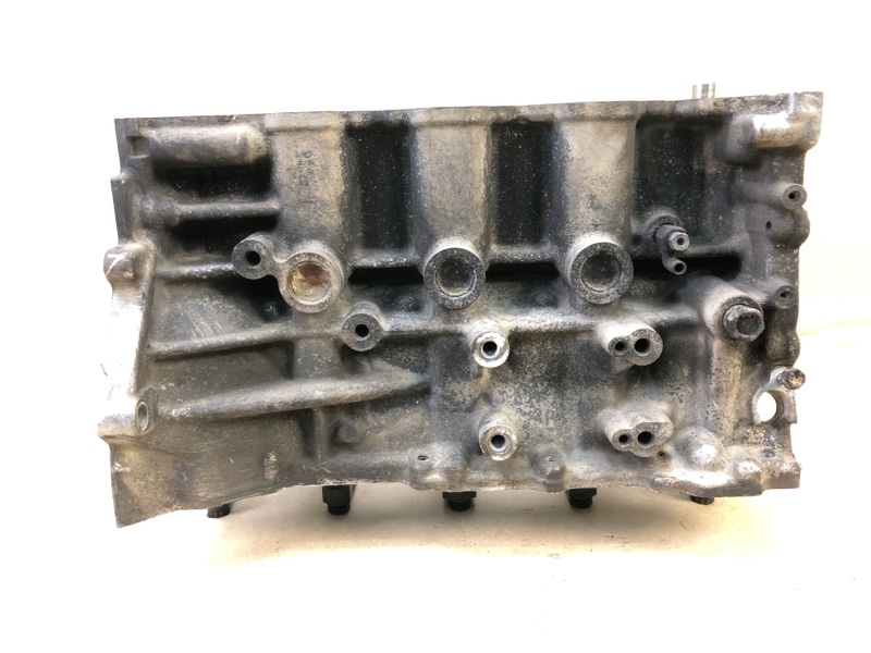 Блок двигателя COROLLA 150 06-13 1ZR