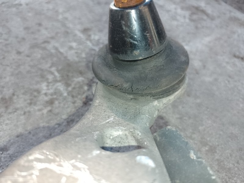 Рычаг передней подвески нижний левый INFINITI M35/M45 04-10 3.5 VQ35DE