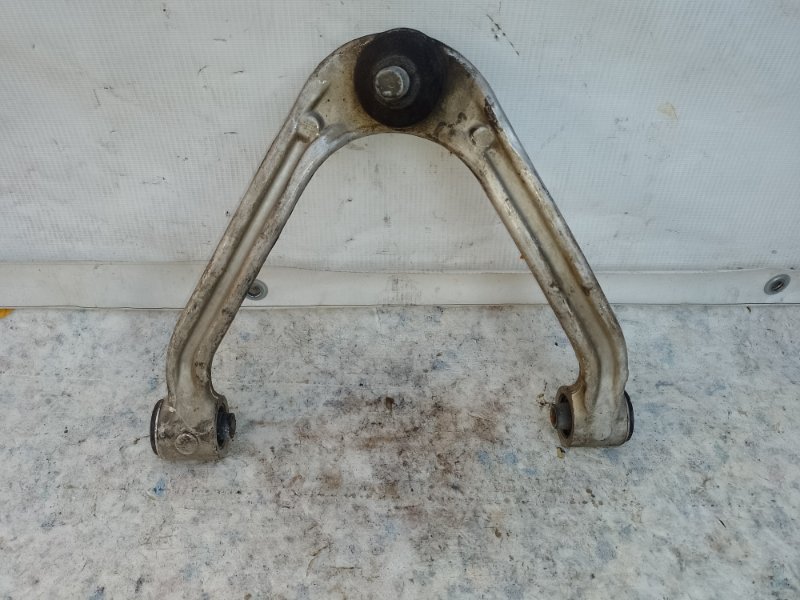 Рычаг передней подвески верхний правый INFINITI M35/M45 04-10 2004 3.5 VQ35DE 54524-EG000 Б/У