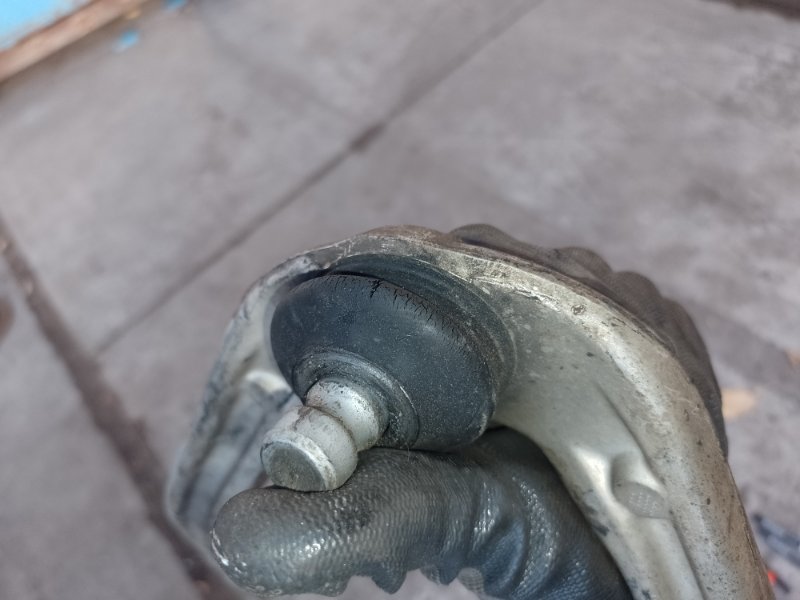 Рычаг передней подвески верхний левый INFINITI M35/M45 04-10 3.5 VQ35DE