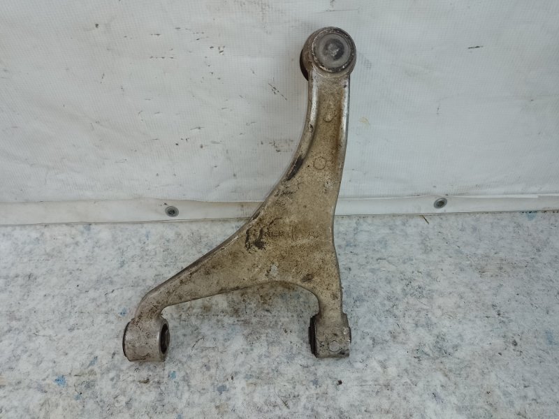 Рычаг задней подвески поперечный верхний левый M35/M45 04-10 2004 3.5 VQ35DE