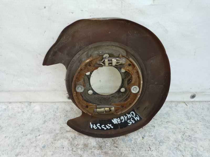 Тормозной механизм правый INFINITI M35/M45 04-10 2004 3.5 VQ35DE 44000-EG020 Б/У