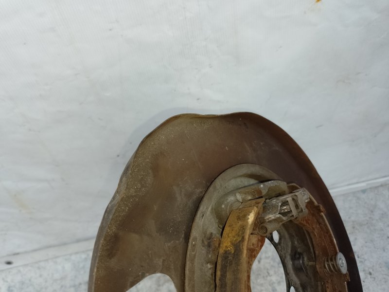 Тормозной механизм правый INFINITI M35/M45 04-10 3.5 VQ35DE