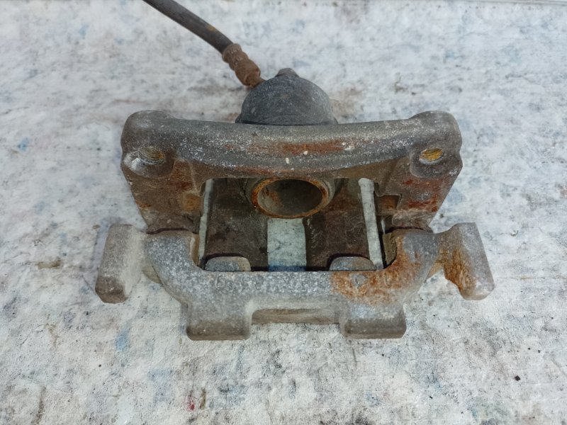 Суппорт тормозной задний правый QUEST S 11-17 2014 Минивен E52 3.5 Суппорт тормозной задний правый QUEST S 11-17 2014 Минивен E52 3.5