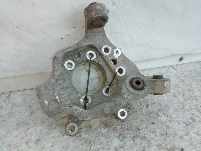 Цапфа правая QUEST S 11-17 2014 Минивен E52 3.5 Цапфа правая QUEST S 11-17 2014 Минивен E52 3.5