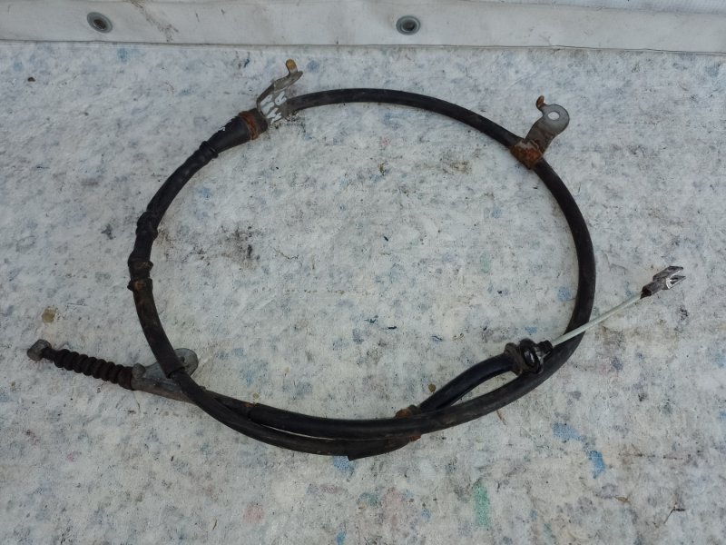 Трос стояночного тормоза правый NISSAN QUEST S 11-17 2014 Минивен E52 3.5 36530-1JA0A Б/У