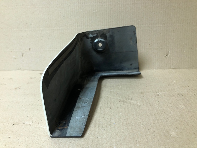 Накладка крыла задняя правая QUEST S 11-17 2014 Минивен E52 3.5