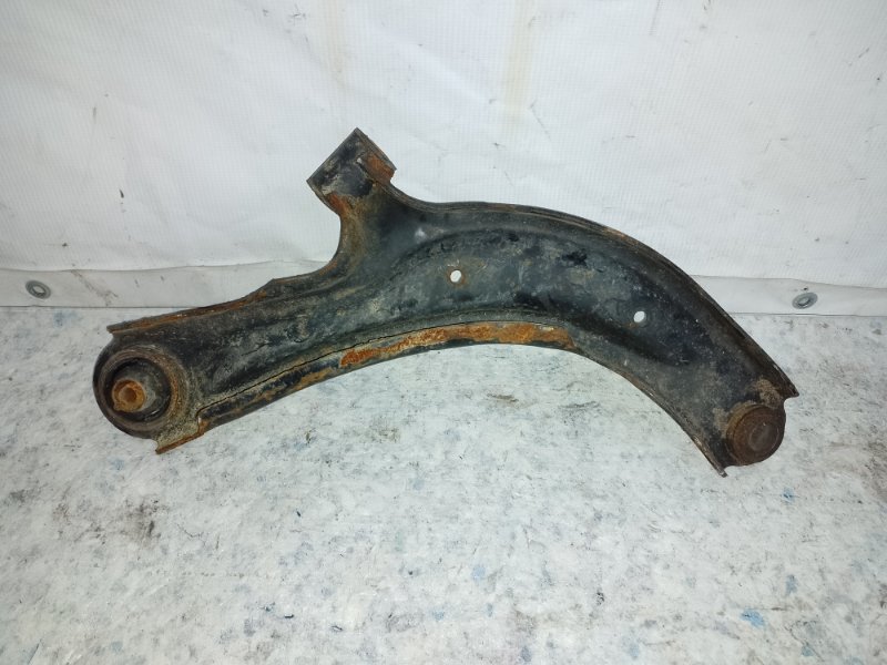 Рычаг передней подвески нижний левый NV200 USA 13- 2017 2.0 MR20DE Рычаг передней подвески нижний левый NV200 USA 13- 2017 2.0 MR20DE