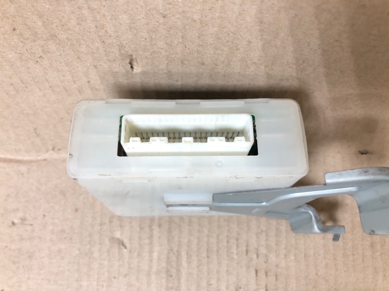 Блок электронный INFINITI M35/M45 04-10