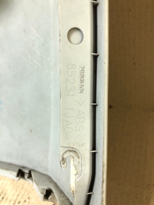 Накладка бампера задняя левая QUEST S 11-17 2014 Минивен E52 3.5