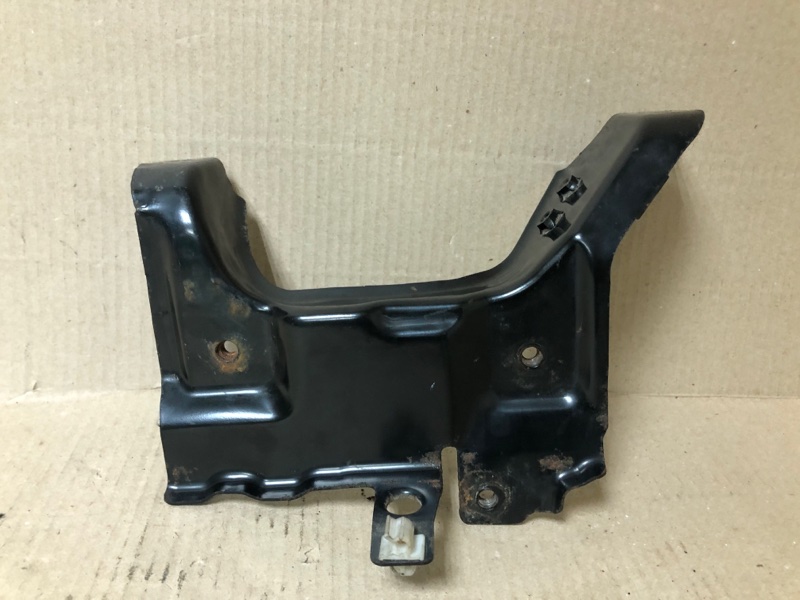 Полка аккумулятора QUEST S 11-17 2014 Минивен E52 3.5