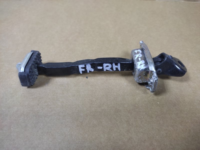 Ограничитель двери передний правый TLX 14-17 2016 Седан 3.5