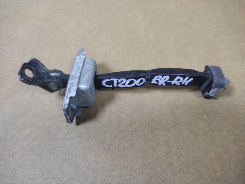 Ограничитель двери задний правый CT200 11-17 2012 Хетчбек 1.8