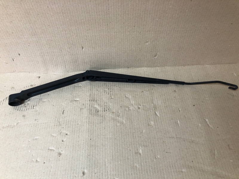 Поводок стеклоочистителя передний левый QUEST S 11-17 2014 Минивен E52 3.5