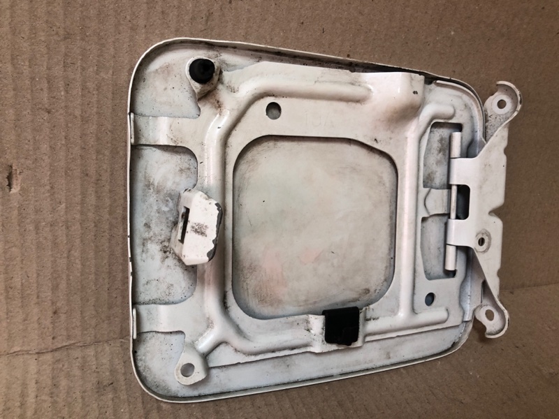 Лючок топливного бака QUEST S 11-17 2014 Минивен E52 3.5