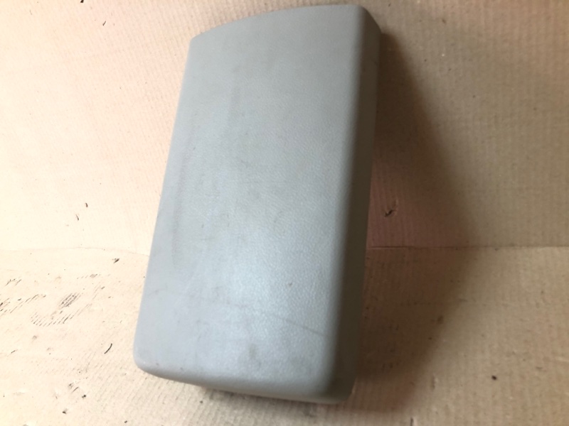 Подлокотник QUEST S 11-17 2014 Минивен E52 3.5