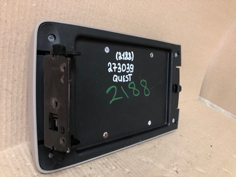 Подлокотник QUEST S 11-17 2014 Минивен E52 3.5