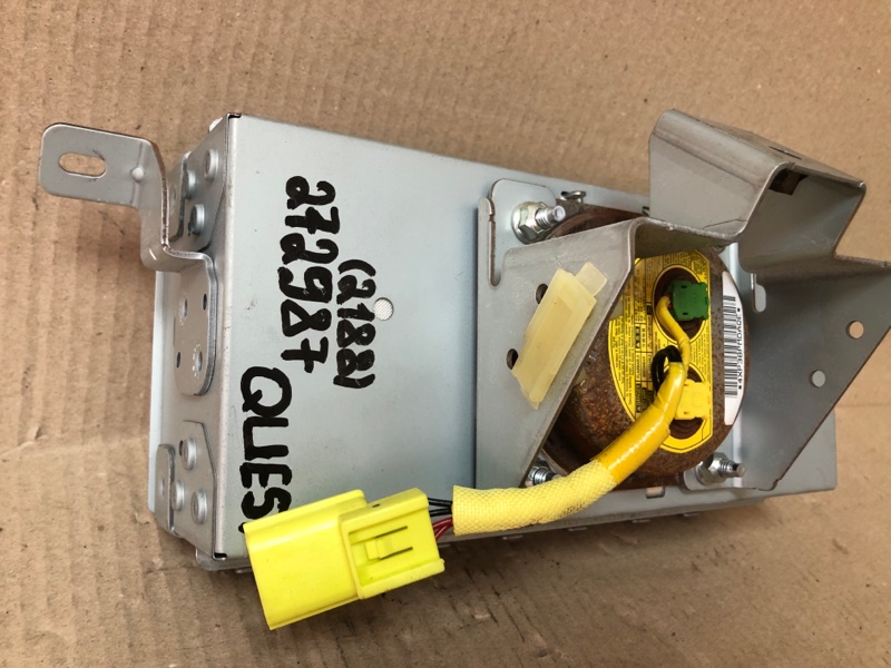 Подушка безопасности пассажира QUEST S 11-17 2014 Минивен E52 3.5