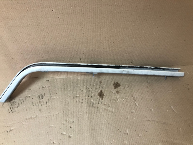 Кронштейн левый QUEST S 11-17 2014 Минивен E52 3.5