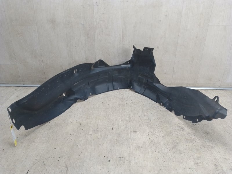 Подкрылок передний правый 323 BG 89-94