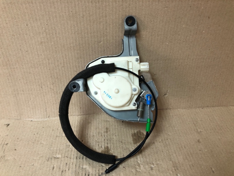 Моторчик привода сдвижной двери правый NISSAN QUEST S 11-17 Минивен E52 3.5