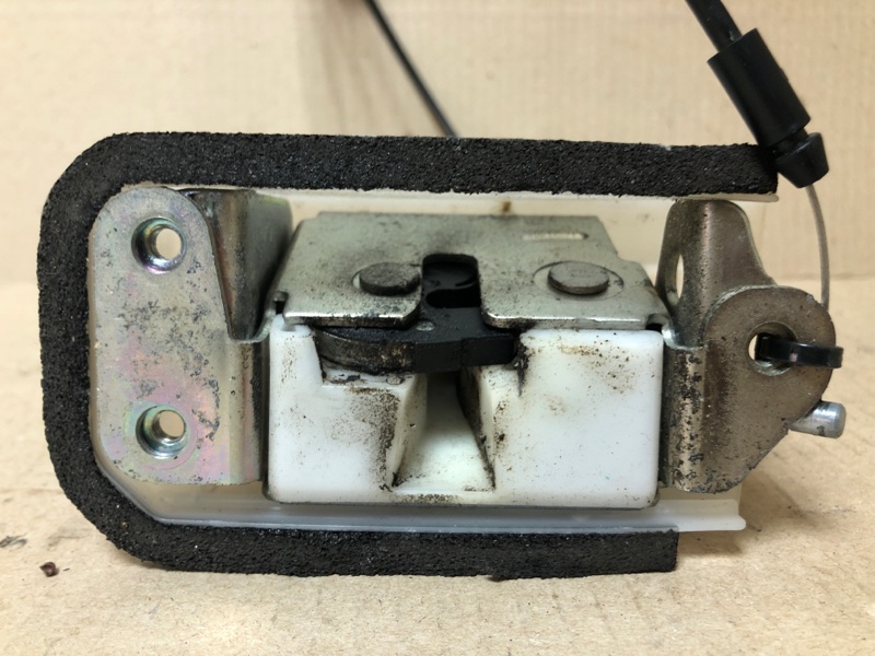 Замок двери боковой передний левый QUEST S 11-17 2014 Минивен E52 3.5