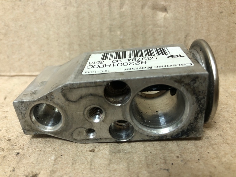 Клапан кондиционера QUEST S 11-17 2014 Минивен E52 3.5