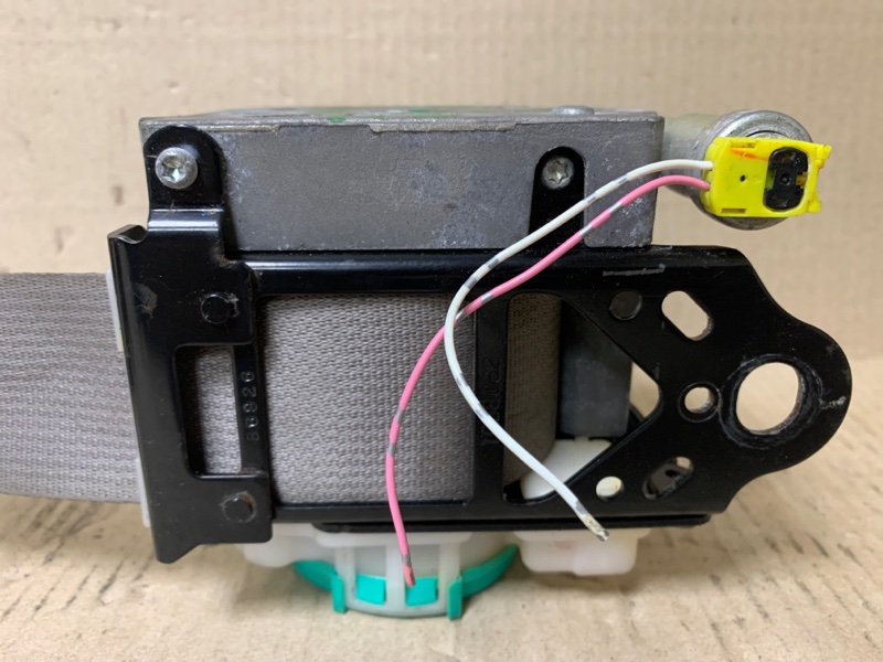 Ремень безопасности передний правый QUEST S 11-17 2014 Минивен E52 3.5