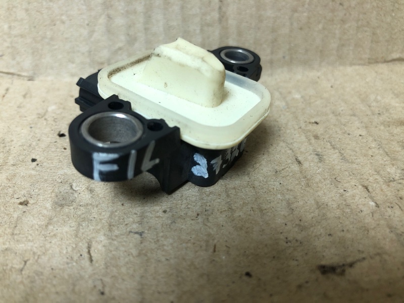 Датчик удара передний левый NISSAN QUEST S 11-17 Минивен E52 3.5