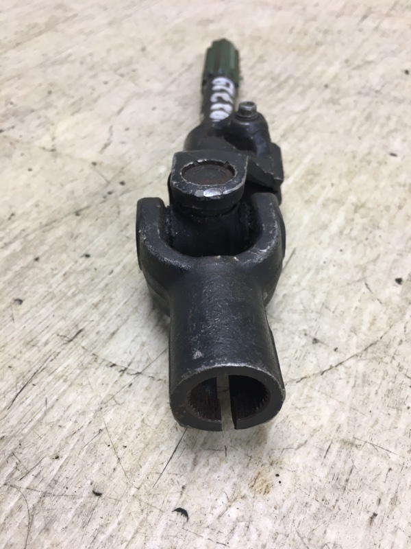 Рулевой карданчик TRIBECA B10 07-13