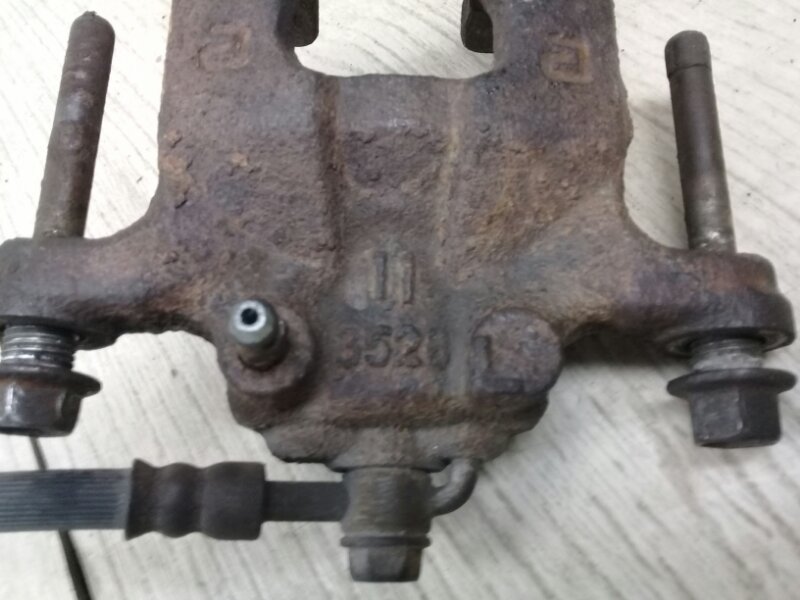 Суппорт тормозной задний правый JUKE 10-19 2011 1.6 MR16DDT