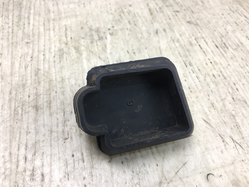 Разное CAYENNE 10-18 2010 958 4.8 M48.02