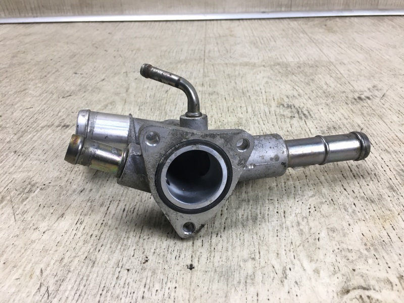 Фланец системы охлаждения ELANTRA MD 10-15 MD 1.8 G4NB