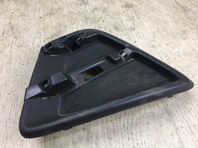 Заглушка ПТФ правая MAZDA CX-5 (KF) 16-21