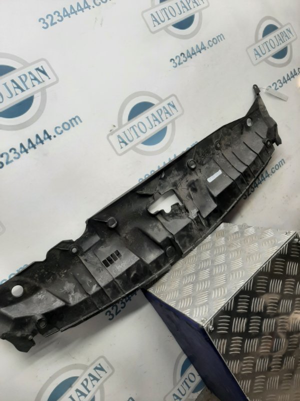 Накладка замка капота CIVIC 4D 06-11