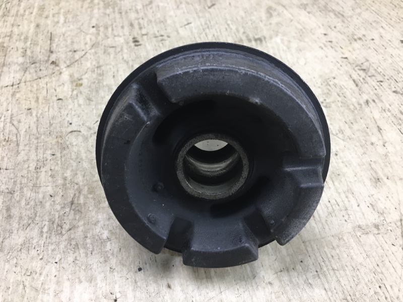 Запчасть сайлентблок TOYOTA CAMRY 40 06-11 52211-33080 новая Сайлентблок TOYOTA CAMRY 40 06-11 52211-33080 новая