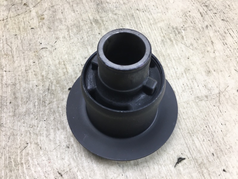 Сайлентблок CAMRY 40 06-11 Сайлентблок CAMRY 40 06-11